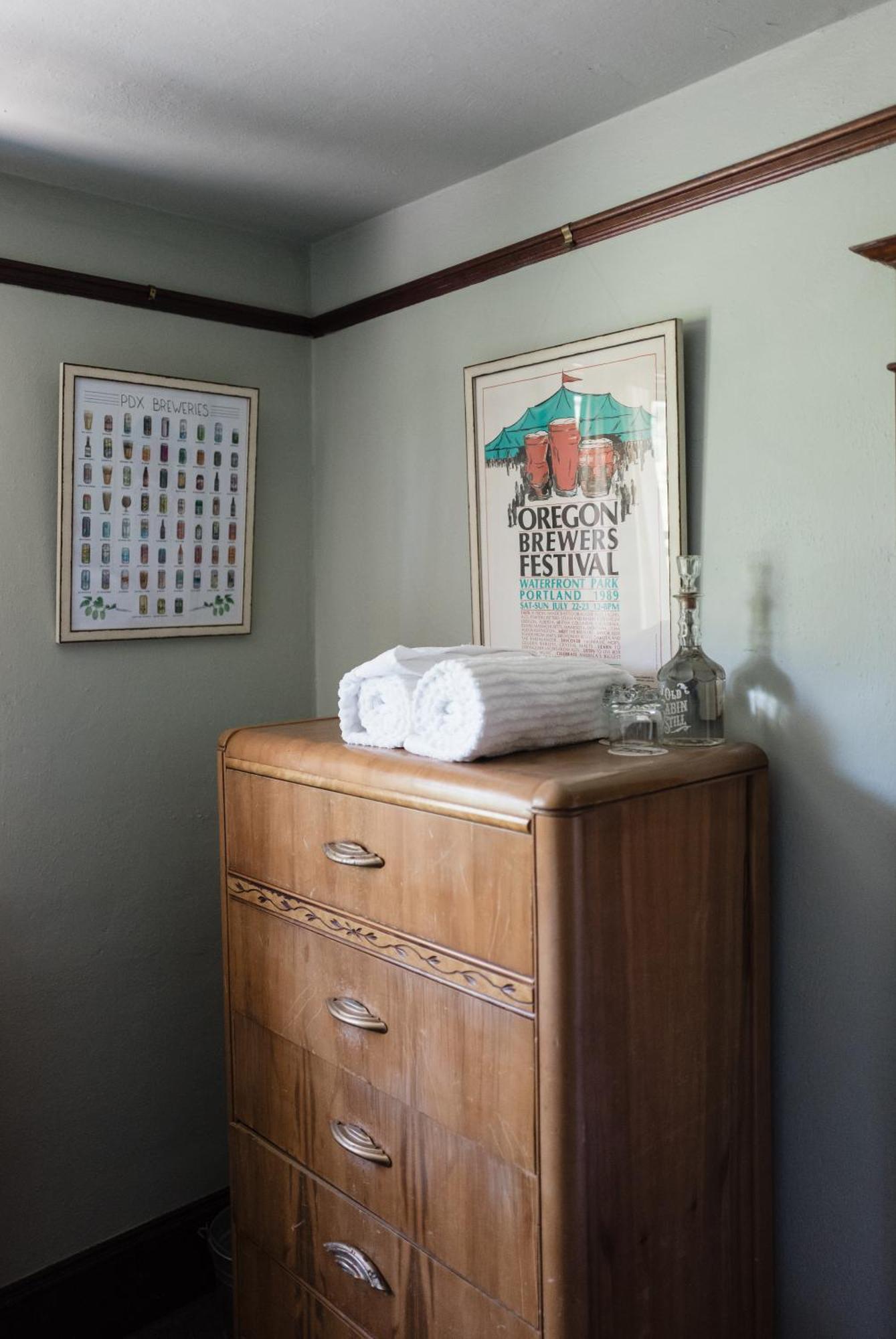 Southeast Portland Comfy & Eclectic Craftsman Home מראה חיצוני תמונה
